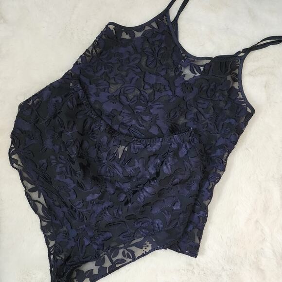 Jones New York Vintage Sheer Floral Lace Pajama Camisole Short Two Piece Set - Picture 1 of 11